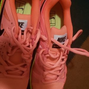 Nike Air Vapor Advantage